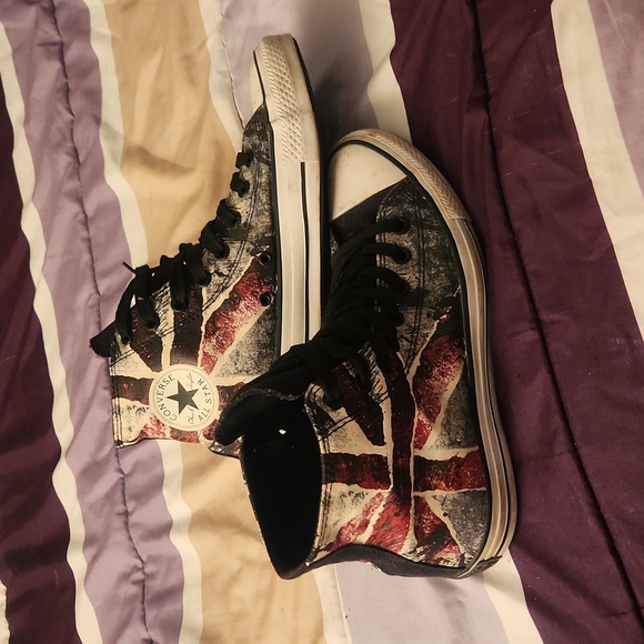 Converse shoes - Picture 1 of 6